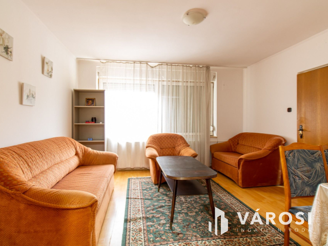 ELADÓ ipari ingatlan 4 db lakással és 2 db műhellyel!