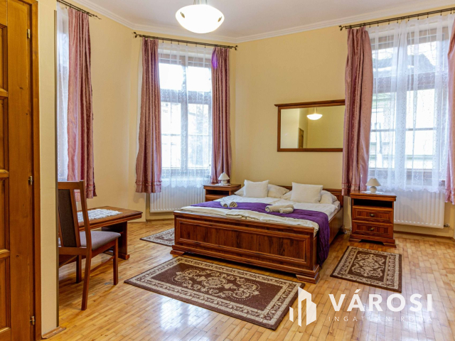 Belvárosi Apartman a Napfény Városában eladó!