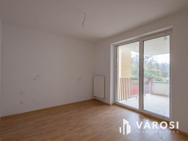 Kulcsrakész lakás Péterhegyen D-F-4