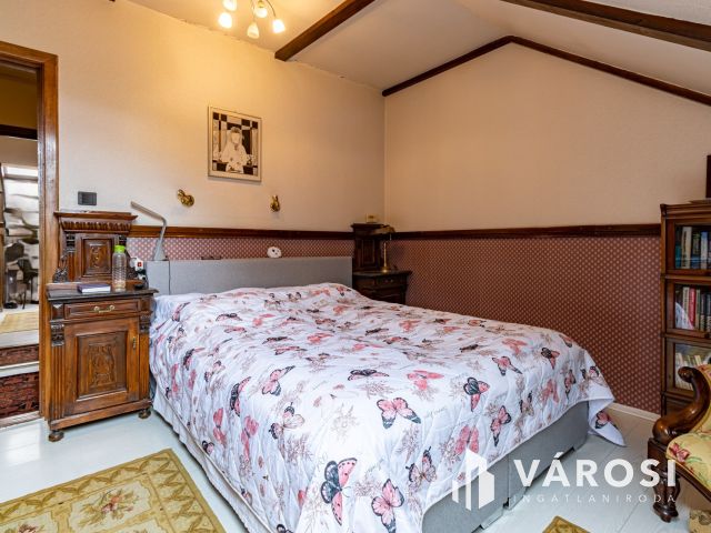 Szép nagy ház, rendezett nagy telek, Rákosszentmihályon