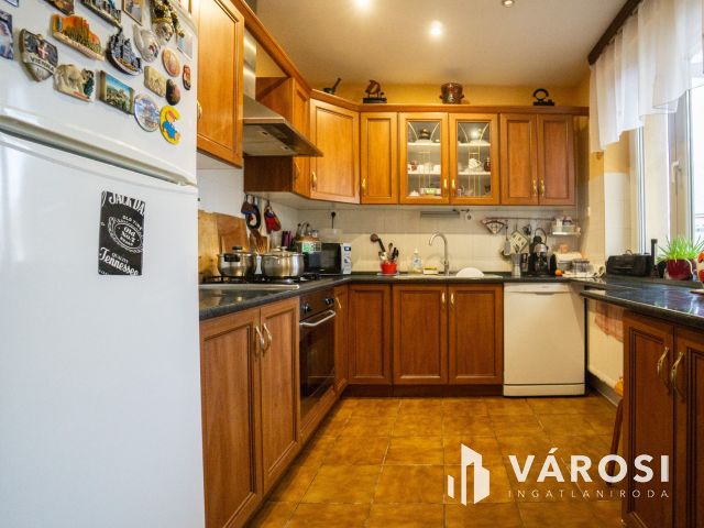 Eladó családi ház Dunaszeg központjában