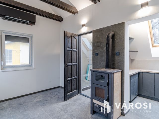 Patent nyaraló a Sárgán