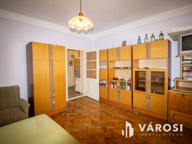 Nagy ház, jó elrendezés Kétsopronyban