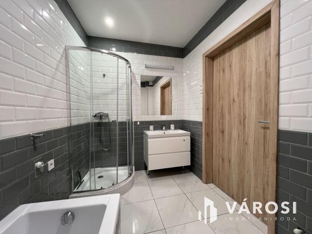 Debrecen Belvárosi 3 Szoba Nappalis Új Lakás Kiadó!