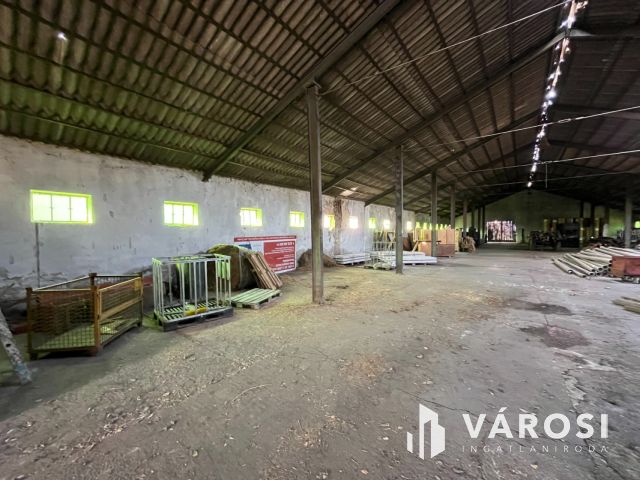 Rendkívül Jó Helyen, Debreceni Telephely Csarnokokkal!!!