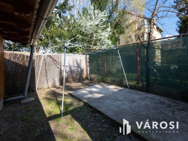 Újszegedi 3 szobás lakás, garázzsal, terasszal