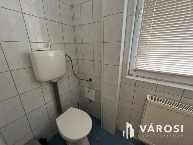 Debreceni Szuper Jó Kis Telephely Eladó!