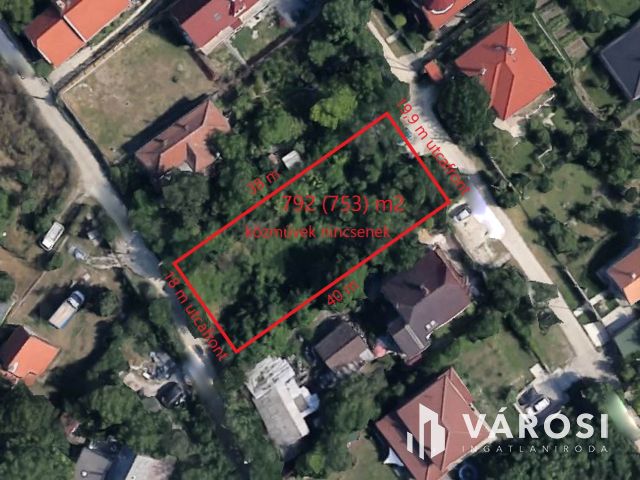 Panorámás telek Pomázon